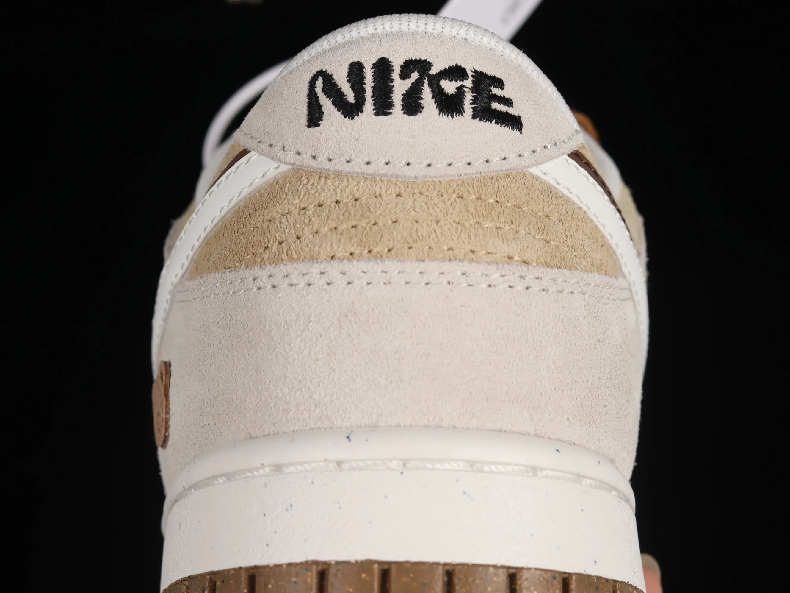 All categories Nk SB Dunk series Nk SB Dunk Low low-top sneakers Nk SB Dunk Low "85" white and brown double hook SB low-top sports and leisure sneakers DO9457-113